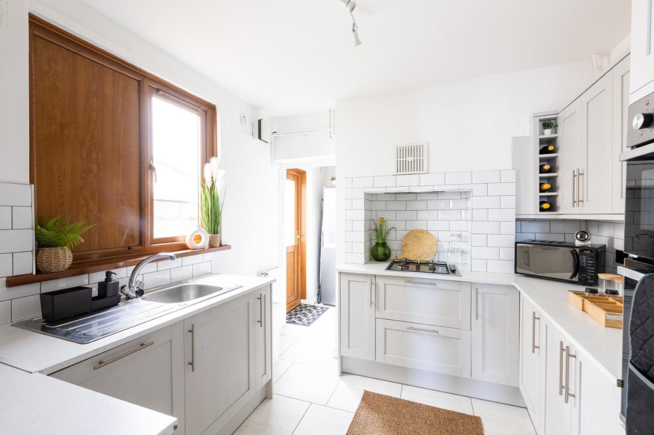 Holiday home Levi By Koya Homes - 3-bedroom Home, Downtown Cardiff, Free Parking